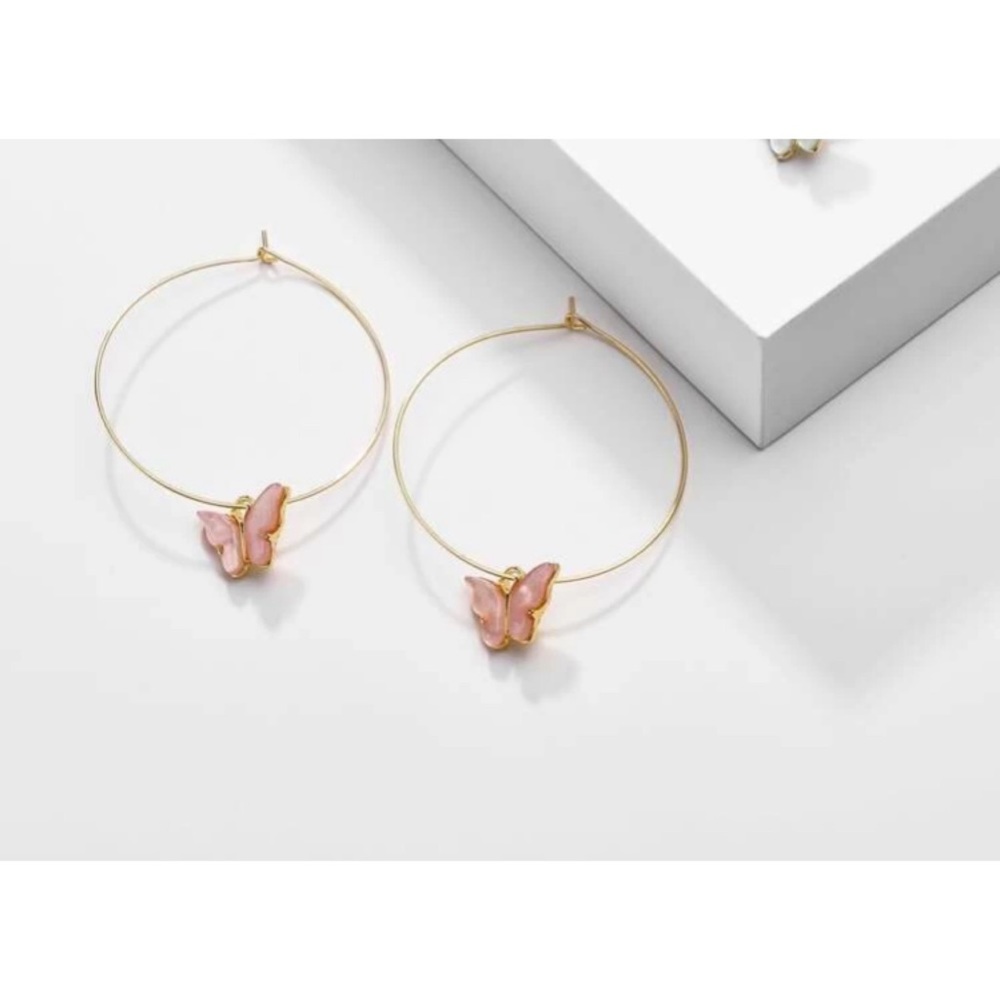 ✨ Dainty Butterfly Hoop Earrings✨